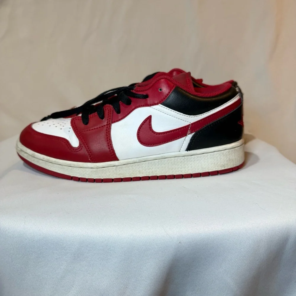 Nike Air Jordan 1 Low GS Reverse Black Toe 553560-163 Red White‎ Black Size 6Y